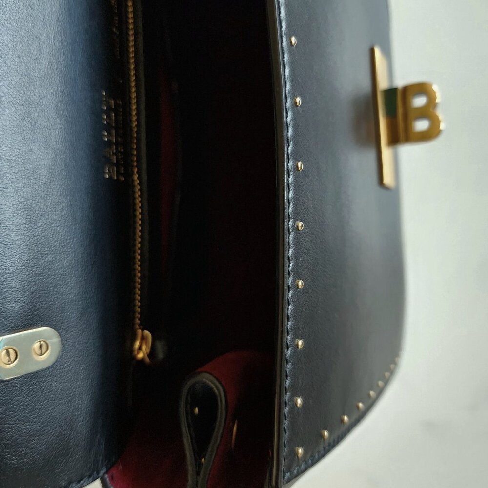 NWT BALLY B Turn SM 2-Way Leather Handbag – Elegant Versatility🖤(#163) - Picture 11 of 12